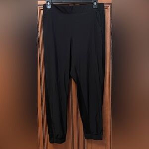 Athleta Brooklyn Jogger in black. Size 16.